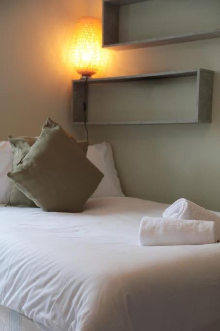 Cosy Chic Studio In King'S Cross Londra Esterno foto