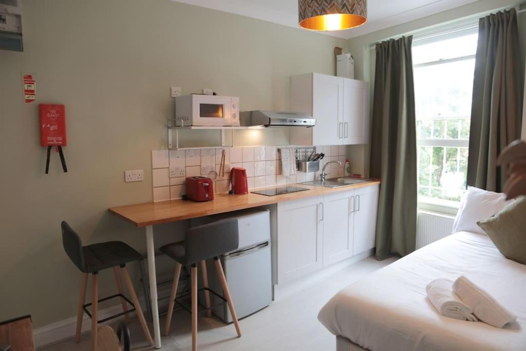 Cosy Chic Studio In King'S Cross Londra Esterno foto